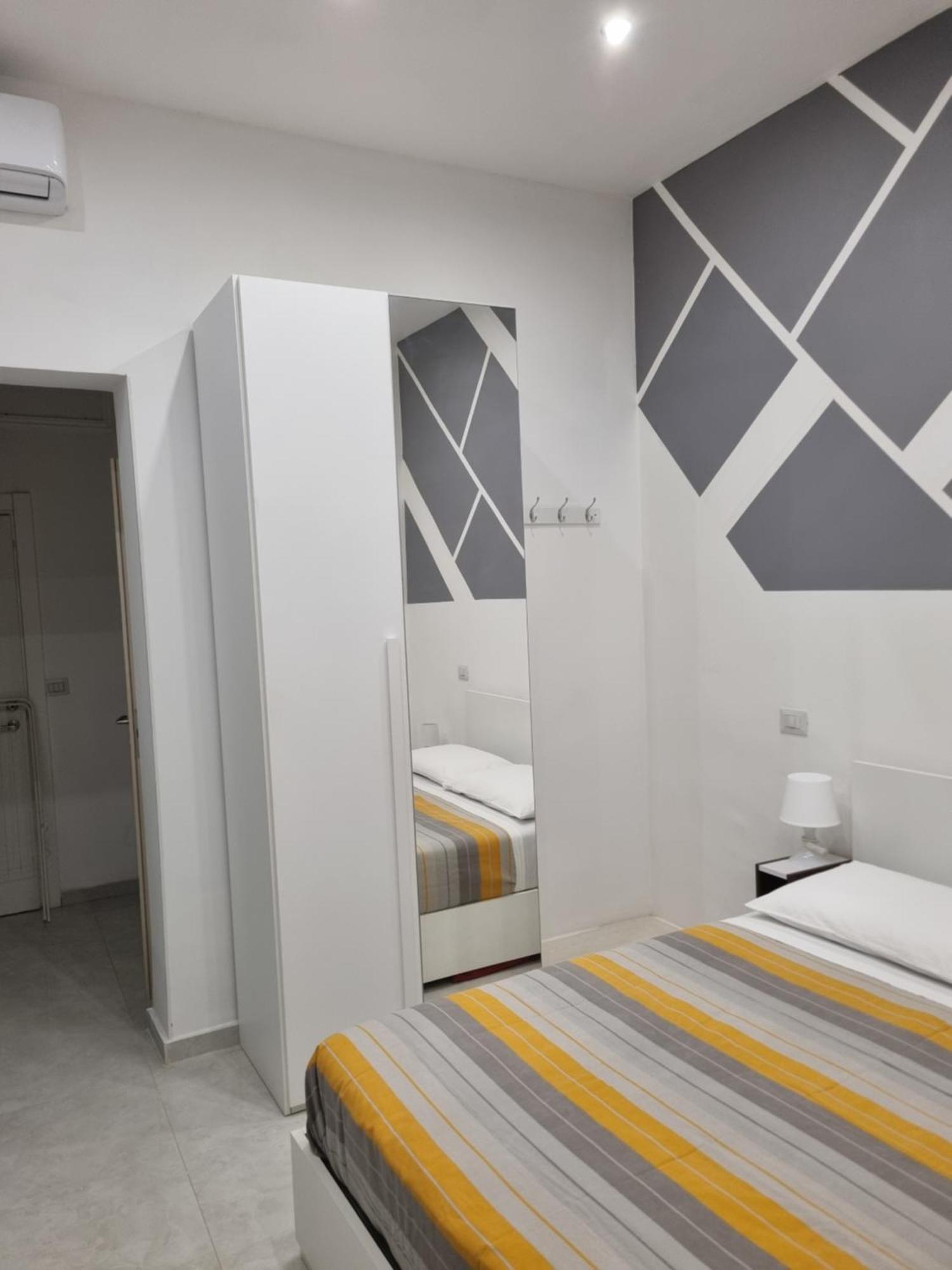 Hotel Locazione Turistica Adriatico à Bari Extérieur photo